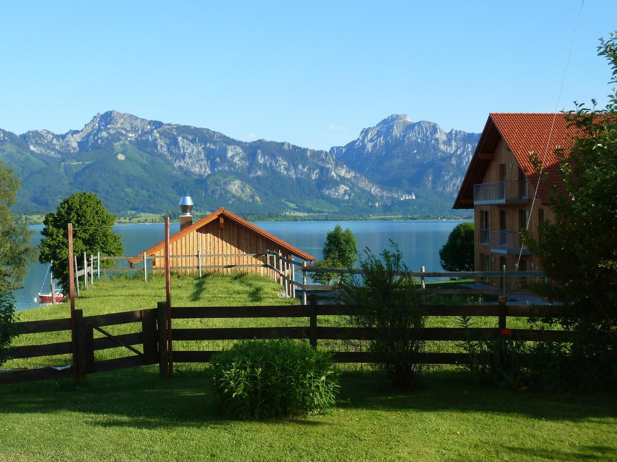Seehotel Und Appartements Schnoeller Rieden am Forggensee Exterior photo